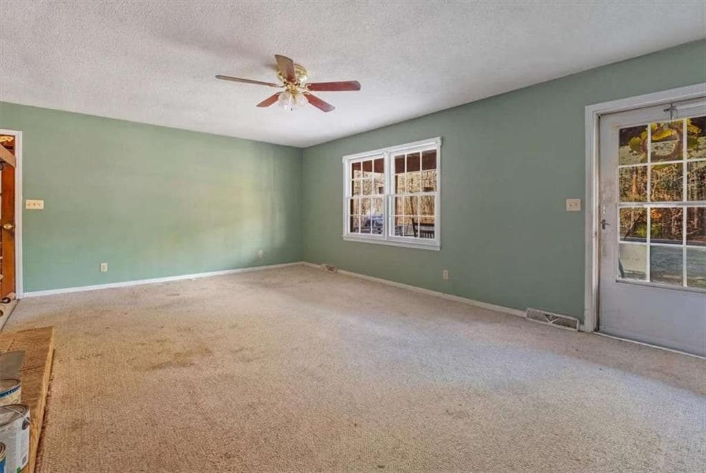 3 bedroom, 2 bathroom, 2,244 sq ft single family residence under contract at 3905 Sloppy Floyd Lake Road, Summerville, GA 30747 — photo 6