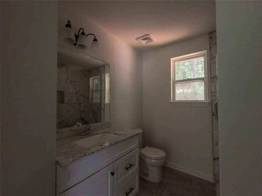 5 bedroom, 3 bathroom, 2,188 sq ft single family residence for sale at 378 Rue Cezzan, Lavonia, GA 30553 — photo 10