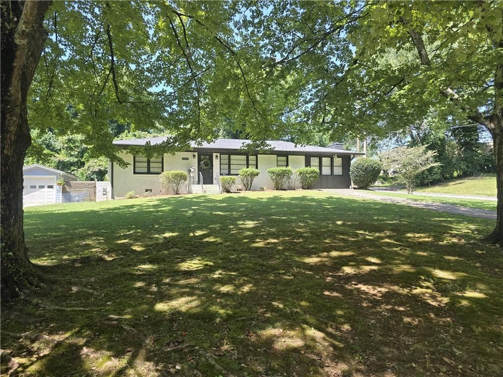3 bedroom, 2 bathroom, 1,404 sq ft single family residence for rent at 3305 Flowers Drive, College Park, GA 30337 for $2,000 a month — photo 2