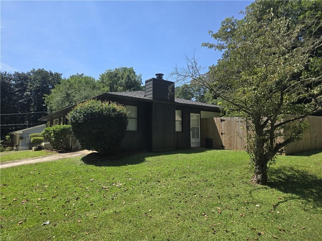 3 bedroom, 2 bathroom, 1,404 sq ft single family residence for rent at 3305 Flowers Drive, College Park, GA 30337 for $2,000 a month — photo 6