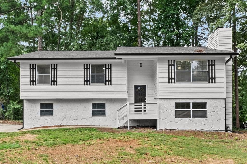 4 bedroom, 2 bathroom, 1,778 sq ft single family residence for sale at 2648 Smoke House Place, Marietta, GA 30064 — photo 1 of 40