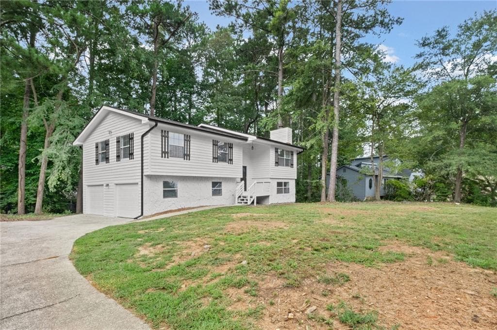 4 bedroom, 2 bathroom, 1,778 sq ft single family residence for sale at 2648 Smoke House Place, Marietta, GA 30064 — photo 2