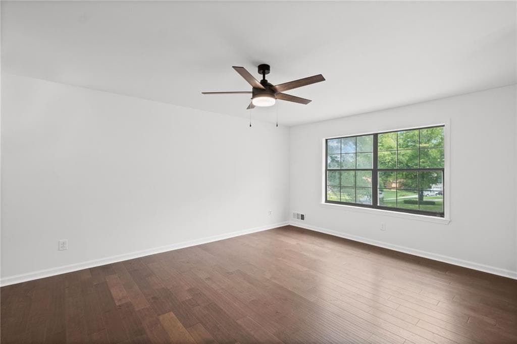 4 bedroom, 2 bathroom, 1,778 sq ft single family residence for sale at 2648 Smoke House Place, Marietta, GA 30064 — photo 8