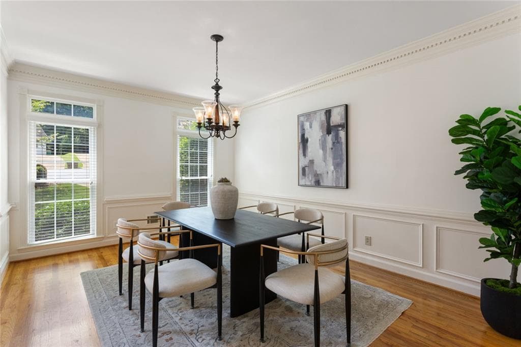 5 bedroom, 4 bathroom, 4,110 sq ft single family residence under contract at 9305 Mackinac Drive, Johns Creek, GA 30022 — photo 9