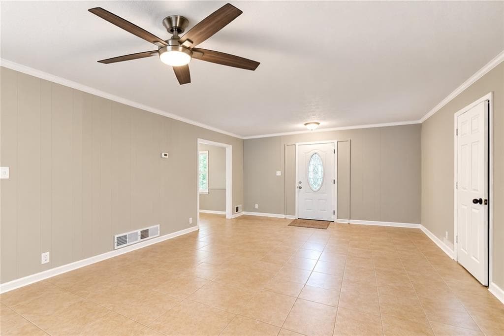 6 bedroom, 3 bathroom, 2,727 sq ft single family residence for sale at 759 Springwood Drive, Lilburn, GA 30047 — photo 6