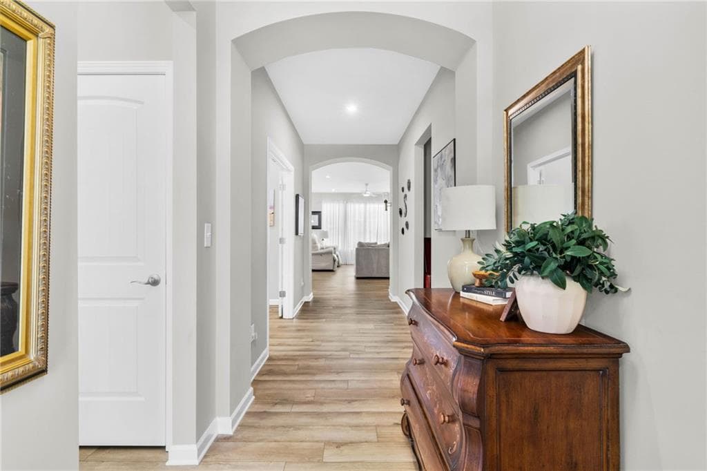 2 bedroom, 2 bathroom, 1,696 sq ft single family residence under contract at 127 Laurel Farms Lane, Dallas, GA 30157 — photo 4
