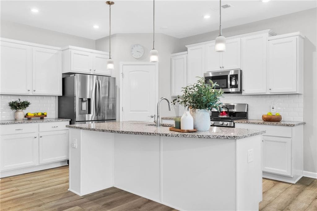 2 bedroom, 2 bathroom, 1,696 sq ft single family residence under contract at 127 Laurel Farms Lane, Dallas, GA 30157 — photo 7