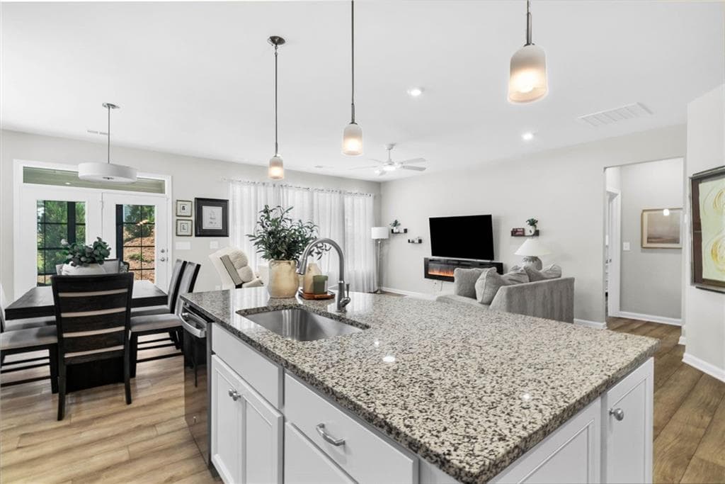 2 bedroom, 2 bathroom, 1,696 sq ft single family residence under contract at 127 Laurel Farms Lane, Dallas, GA 30157 — photo 9