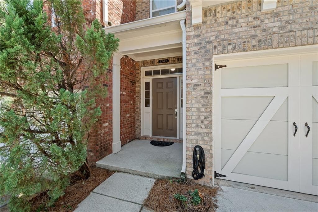 3 bedroom, 3 bathroom, 2,324 sq ft condominium for sale at 1546 Bouvier Place, Lawrenceville, GA 30043 — photo 2
