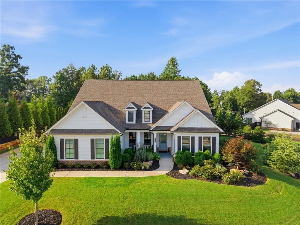 4 bedroom, 4 bathroom, 3,101 sq ft home for sale at 6510 Serene Way, Dawsonville, GA