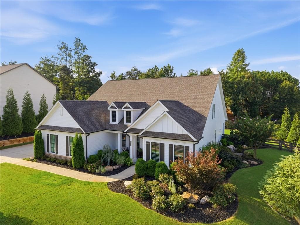 4 bedroom, 4 bathroom, 3,101 sq ft single family residence for sale at 6510 Serene Way, Dawsonville, GA 30534 — photo 2