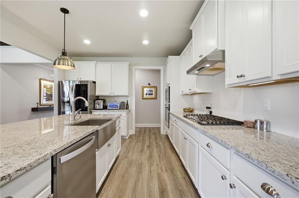 4 bedroom, 4 bathroom, 3,101 sq ft single family residence for sale at 6510 Serene Way, Dawsonville, GA 30534 — photo 10