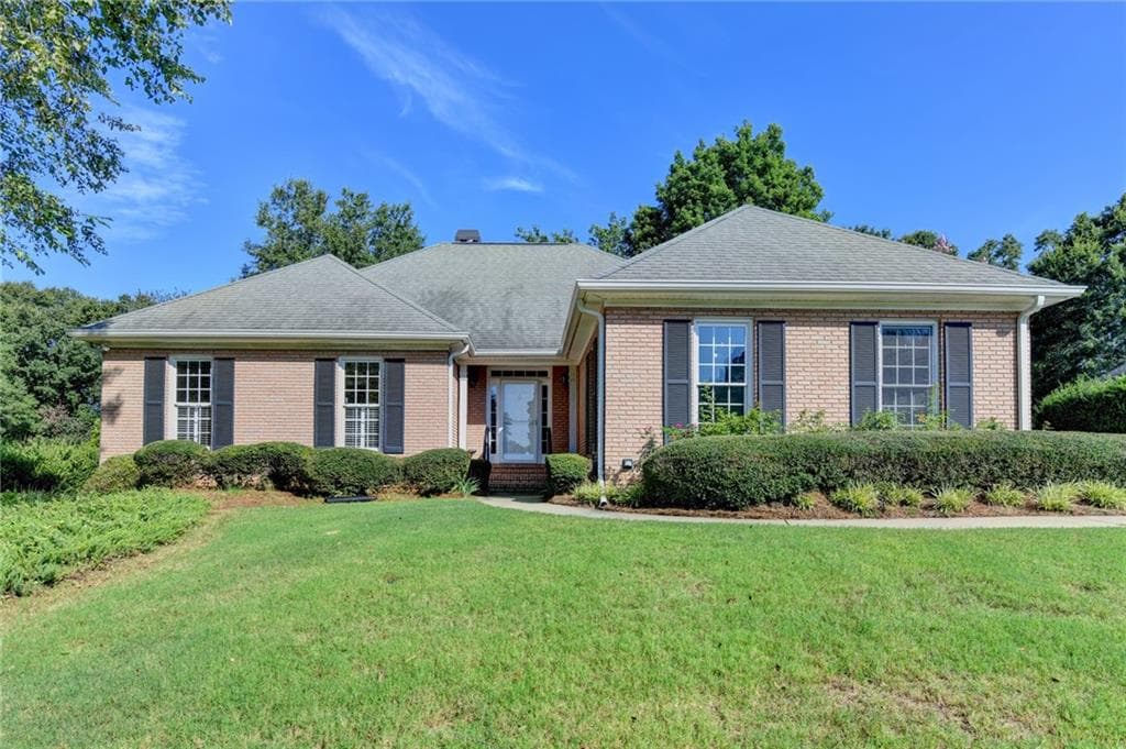 3 bedroom, 3 bathroom, 2,062 sq ft single family residence for sale at 611 Iris Lane, Winder, GA 30680