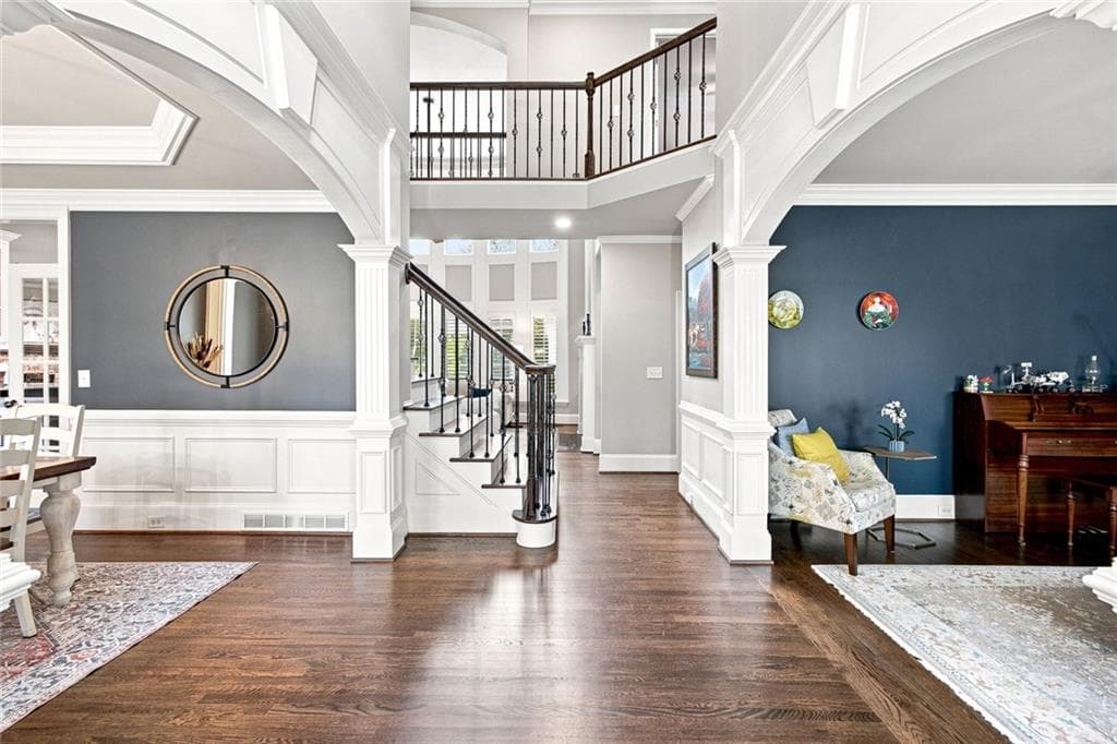 6 bedroom, 5 bathroom, 6,588 sq ft single family residence for sale at 1044 Meadow Club Court, Suwanee, GA 30024 — photo 9
