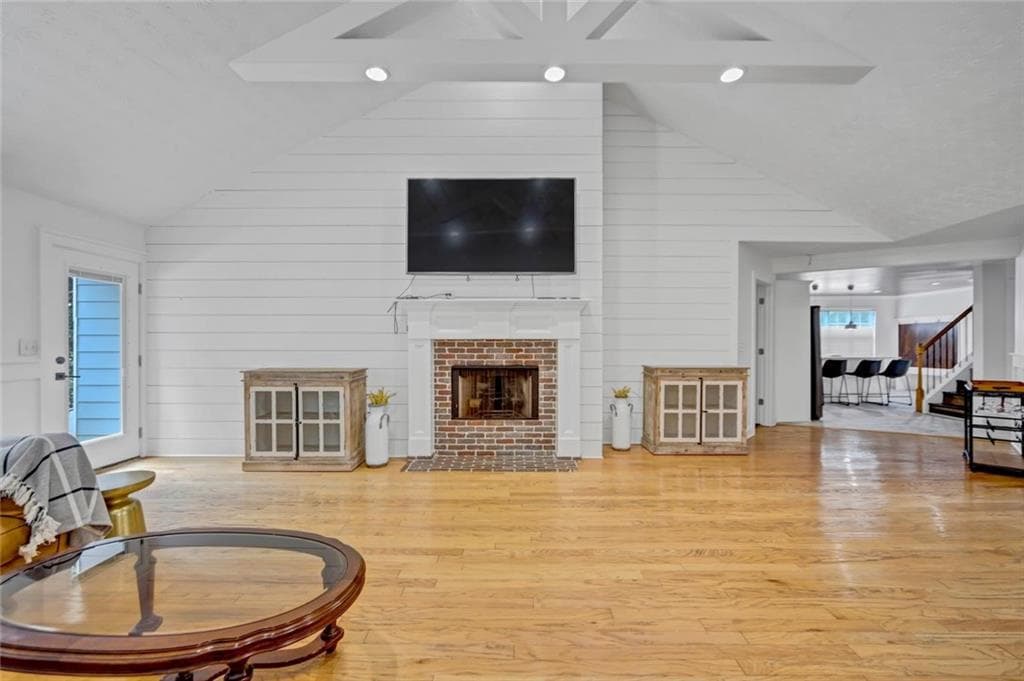 4 bedroom, 3 bathroom, 2,578 sq ft single family residence for sale at 529 Morning Place Way, Suwanee, GA 30024 — photo 6