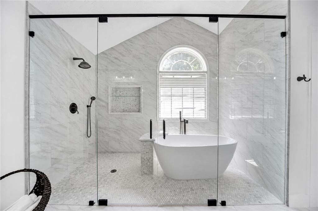 4 bedroom, 3 bathroom, 2,578 sq ft single family residence for sale at 529 Morning Place Way, Suwanee, GA 30024 — photo 8