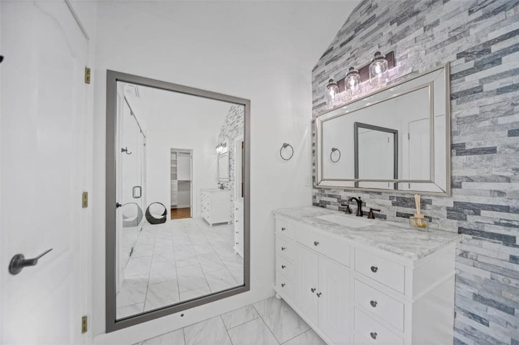 4 bedroom, 3 bathroom, 2,578 sq ft single family residence for sale at 529 Morning Place Way, Suwanee, GA 30024 — photo 9