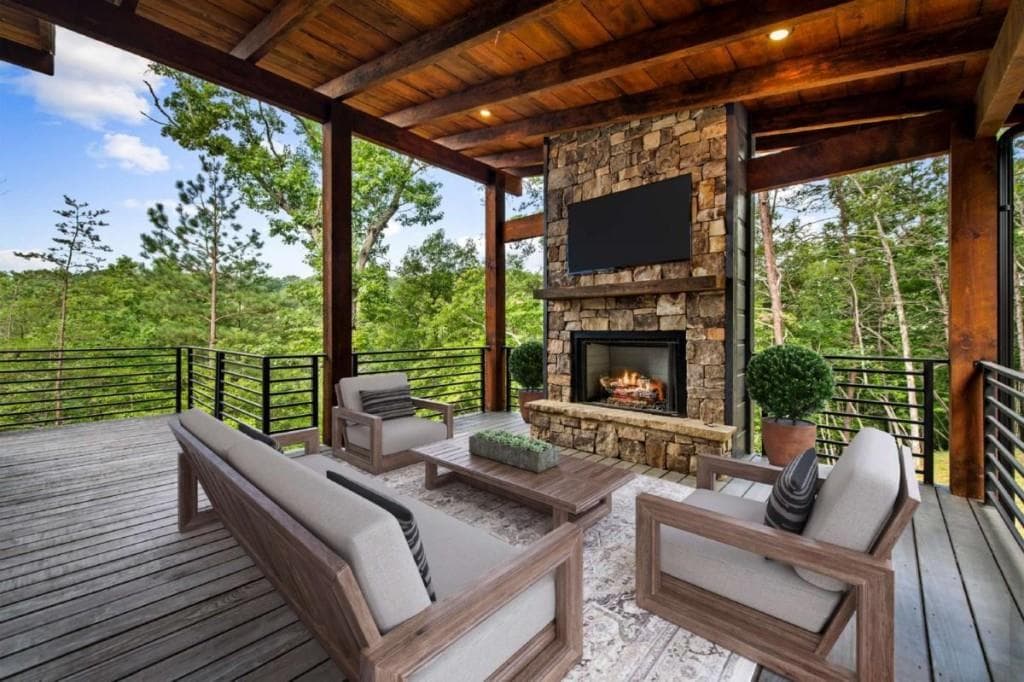 3 bedroom, 4 bathroom, 2,688 sq ft single family residence for sale at 65 Wolf Creek Heights, Mineral Bluff, GA 30559 — photo 4