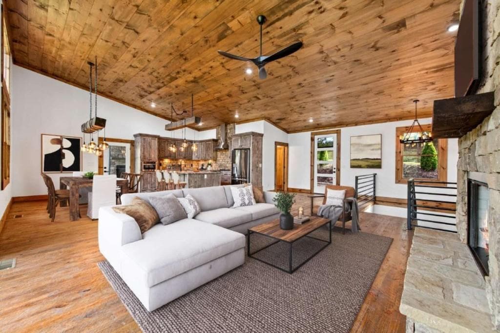 3 bedroom, 4 bathroom, 2,688 sq ft single family residence for sale at 65 Wolf Creek Heights, Mineral Bluff, GA 30559 — photo 5