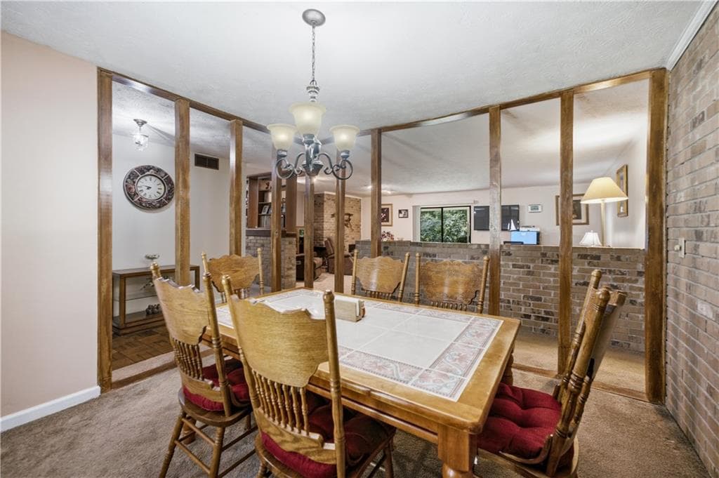 4 bedroom, 2 bathroom, 2,598 sq ft single family residence under contract at 3462 Summie Drive, Lilburn, GA 30047 — photo 6