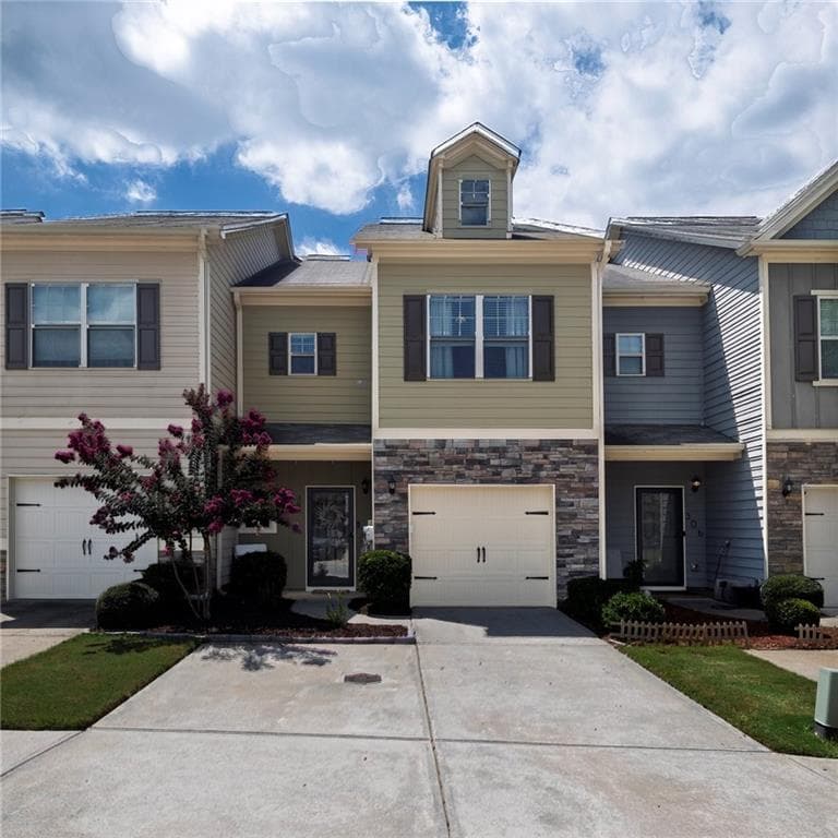 3 bedroom, 3 bathroom, 1,560 sq ft home for sale at 308 Valley Crossing, Canton, GA