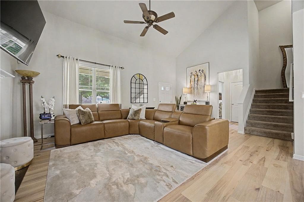 3 bedroom, 3 bathroom, 2,544 sq ft single family residence under contract at 1740 Walton Reserve Way, Austell, GA 30168 — photo 2