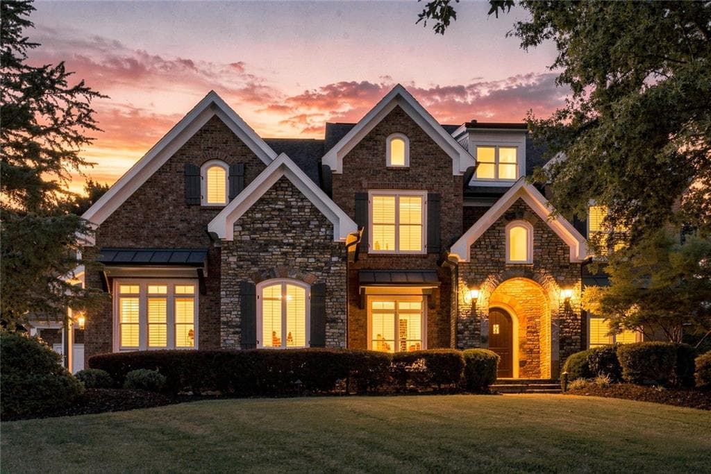 5 bedroom, 4 bathroom, 5,450 sq ft single family residence for sale at 2202 Crimson King Drive, Braselton, GA 30517 — photo 2