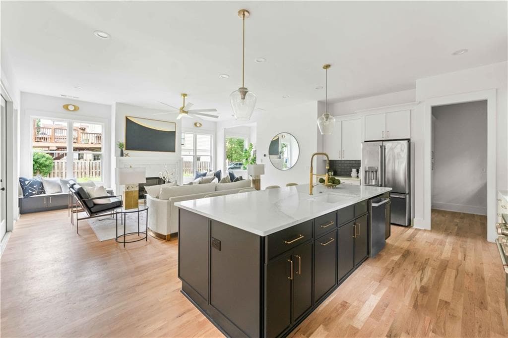 4 bedroom, 4 bathroom, 3,200 sq ft single family residence under contract at 31 Walthall, Atlanta, GA 30316 — photo 10