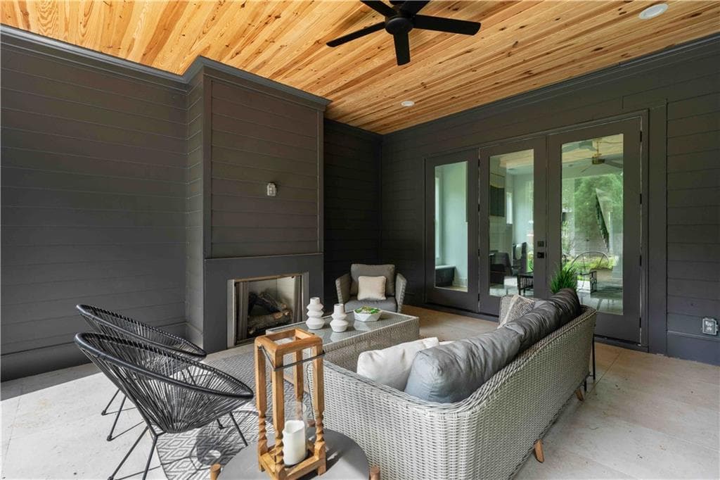 4 bedroom, 4 bathroom, 3,200 sq ft single family residence under contract at 31 Walthall, Atlanta, GA 30316 — photo 9