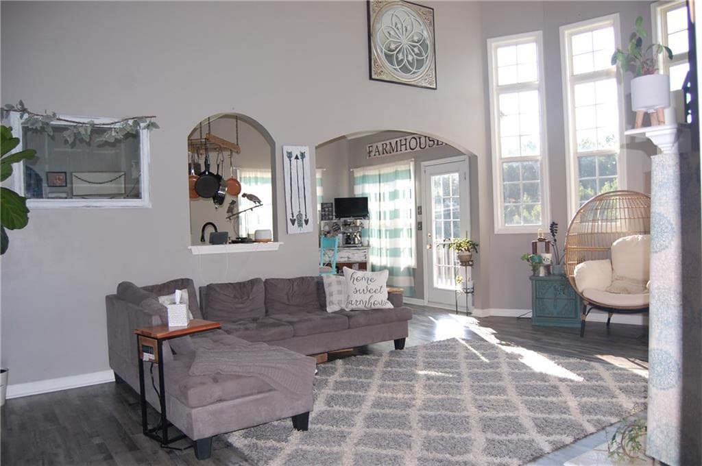 5 bedroom, 3 bathroom, 2,523 sq ft single family residence for sale at 1129 Jefferson Walk Cir, Jefferson, GA 30549 — photo 8