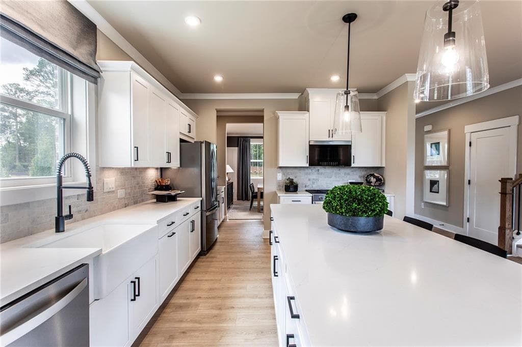 5 bedroom, 3 bathroom, 2,944 sq ft single family residence for sale at 814 Changeup Circle, Lawrenceville, GA 30043 — photo 9