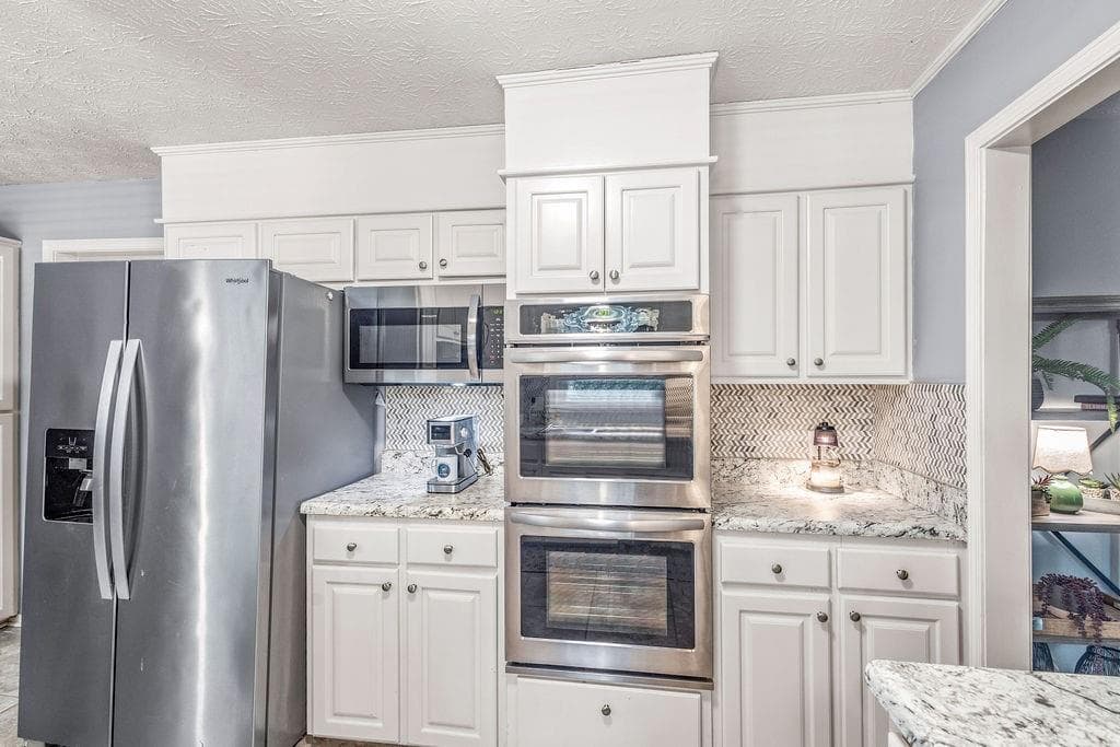 4 bedroom, 3 bathroom, 2,008 sq ft single family residence for sale at 25 Pine Chase Drive, Carrollton, GA 30116 — photo 10
