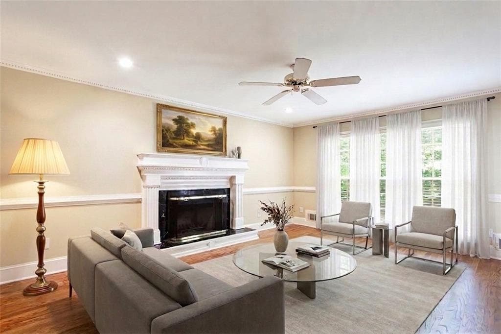 5 bedroom, 3 bathroom, 2,662 sq ft single family residence for sale at 1405 Holly Lake Circle, Snellville, GA 30078 — photo 6
