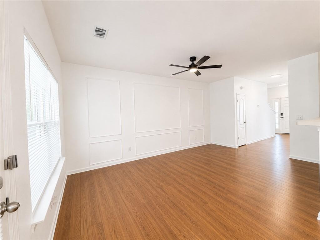 4 bedroom, 3 bathroom, 1,722 sq ft townhouse for rent at 6944 Rogers Point, Lithonia, GA 30058 for $1,850 a month — photo 5