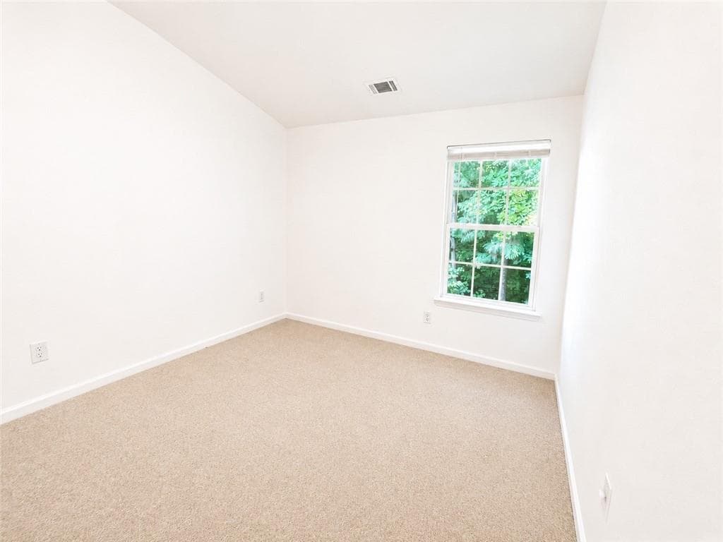4 bedroom, 3 bathroom, 1,722 sq ft townhouse for rent at 6944 Rogers Point, Lithonia, GA 30058 for $1,850 a month — photo 9
