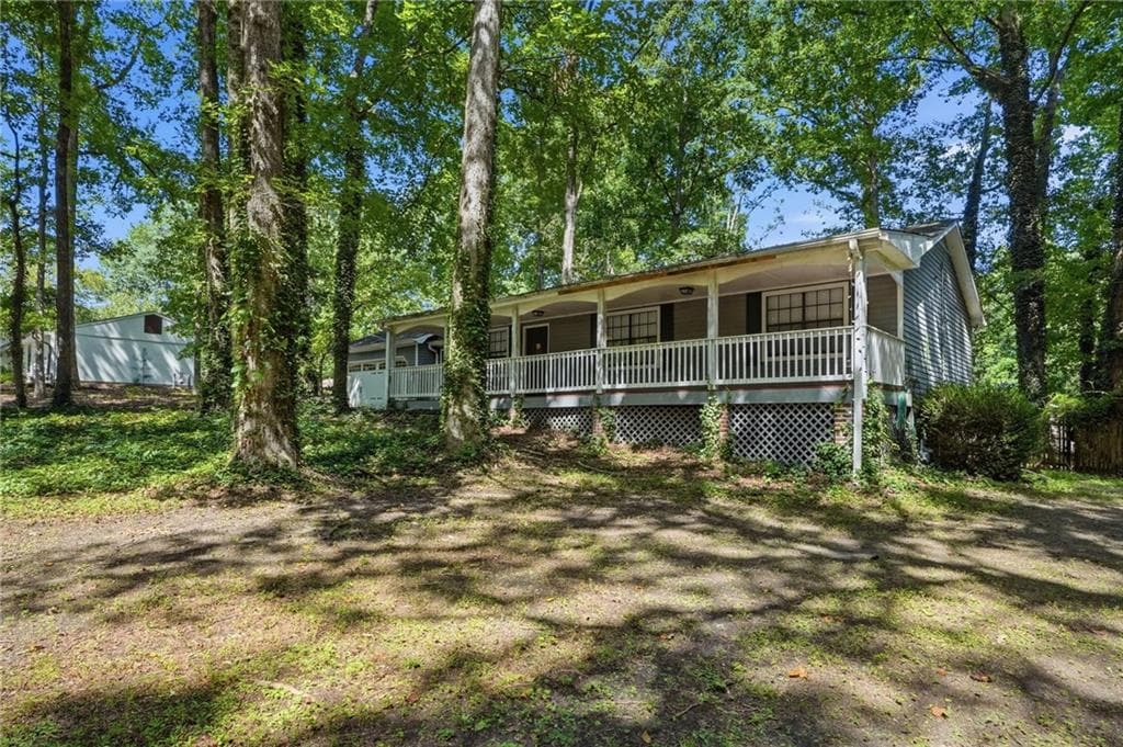 3 bedroom, 2 bathroom, 1,370 sq ft single family residence for sale at 367 Bedford Street, Marietta, GA 30064 — photo 2