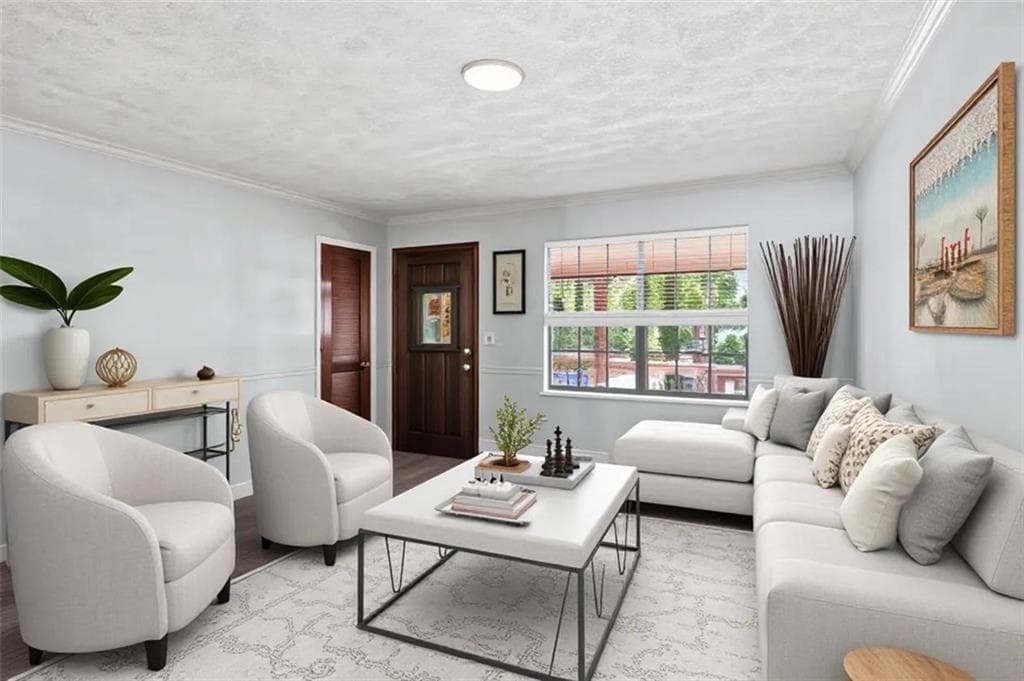 3 bedroom, 2 bathroom, 1,370 sq ft single family residence for sale at 367 Bedford Street, Marietta, GA 30064 — photo 4