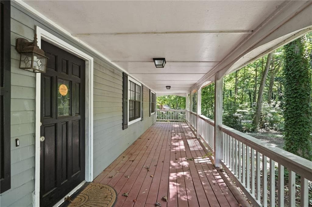 3 bedroom, 2 bathroom, 1,370 sq ft single family residence for sale at 367 Bedford Street, Marietta, GA 30064 — photo 9