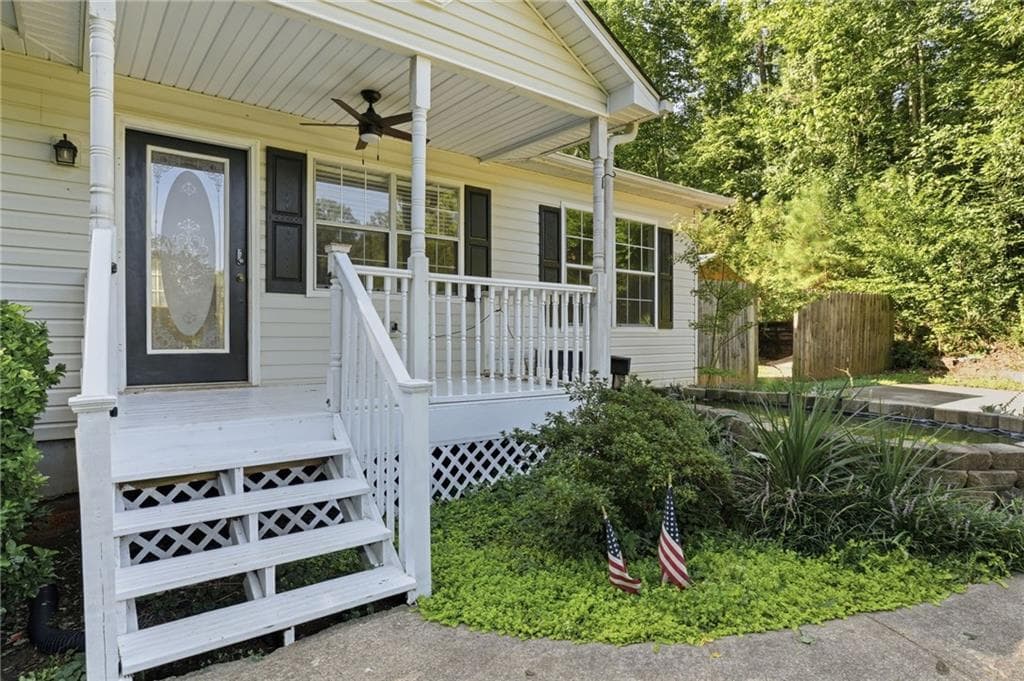 4 bedroom, 2 bathroom, 1,128 sq ft single family residence for sale at 54 Cross Sabre Drive, Dawsonville, GA 30534 — photo 4