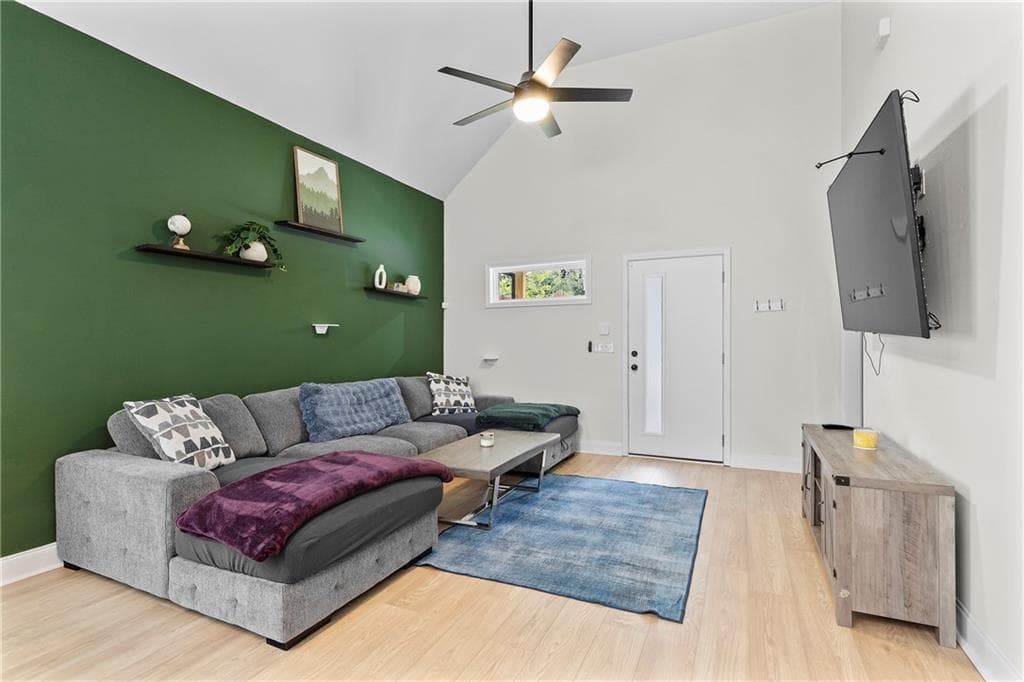 3 bedroom, 2 bathroom, 1,221 sq ft single family residence for sale at 624 Robert Street, Atlanta, GA 30318 — photo 5