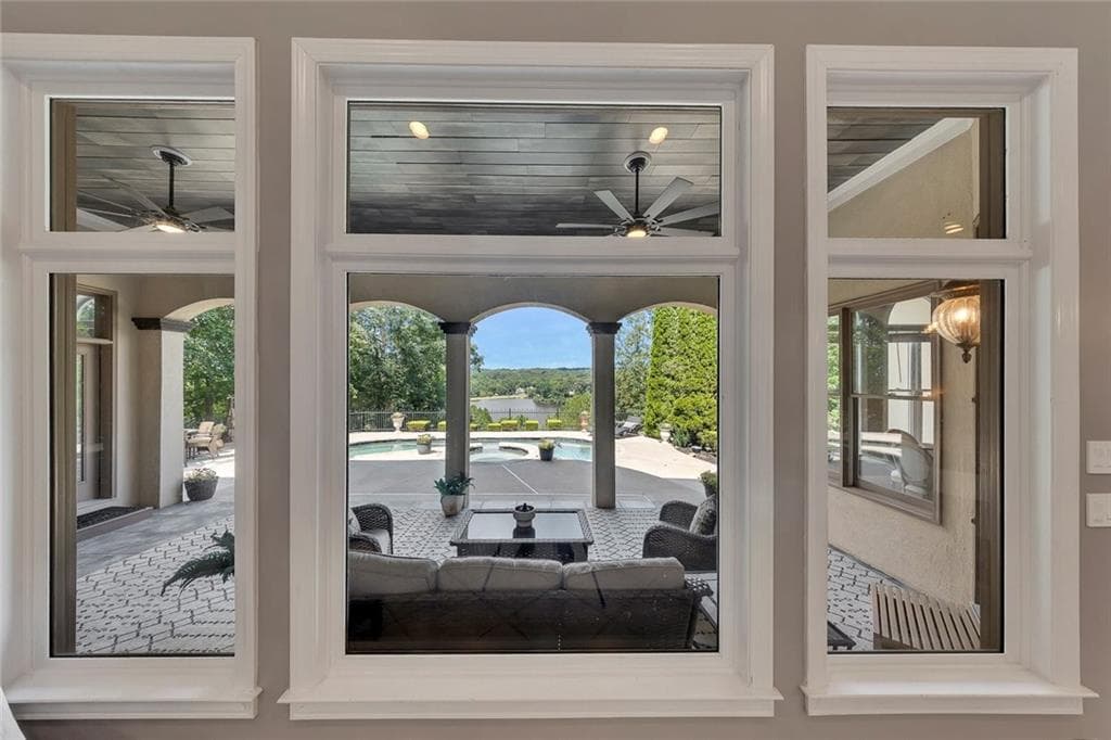 6 bedroom, 5 bathroom, 6,538 sq ft single family residence for sale at 701 Lake Overlook Drive, Canton, GA 30114 — photo 7