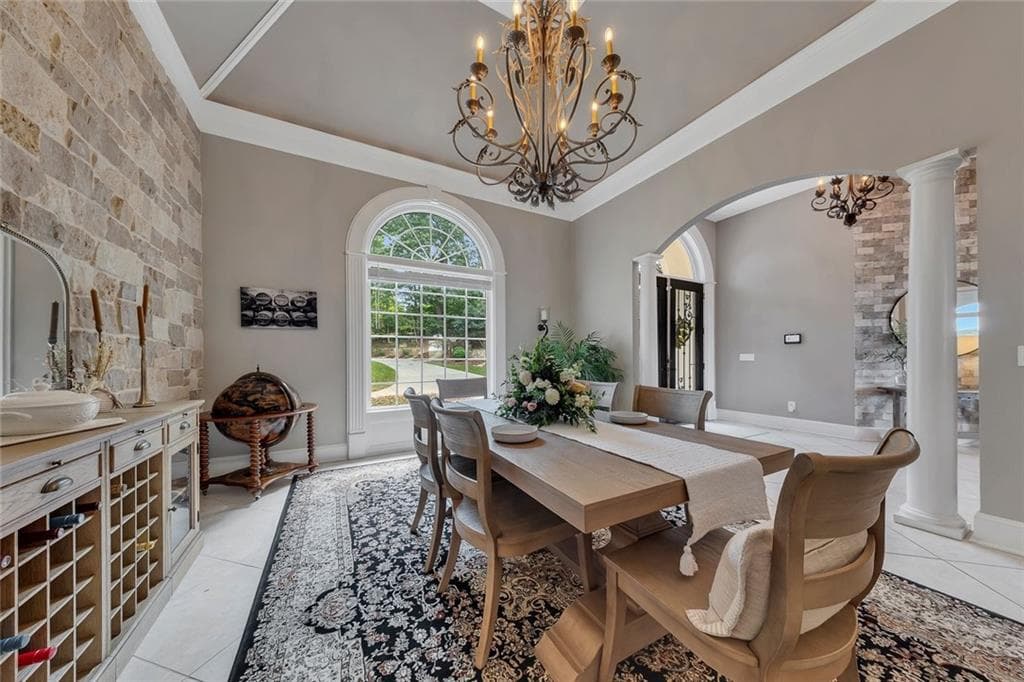 6 bedroom, 5 bathroom, 6,538 sq ft single family residence for sale at 701 Lake Overlook Drive, Canton, GA 30114 — photo 10