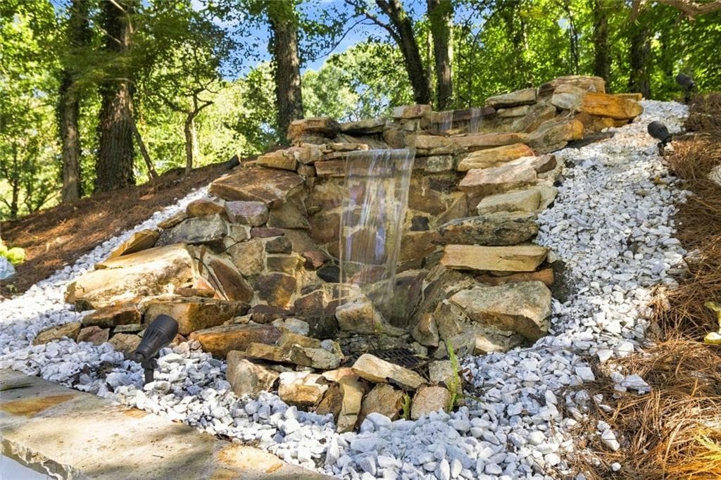 7 bedroom, 6 bathroom, 5,864 sq ft single family residence for sale at 510 River Valley Road, Sandy Springs, GA 30328 — photo 6