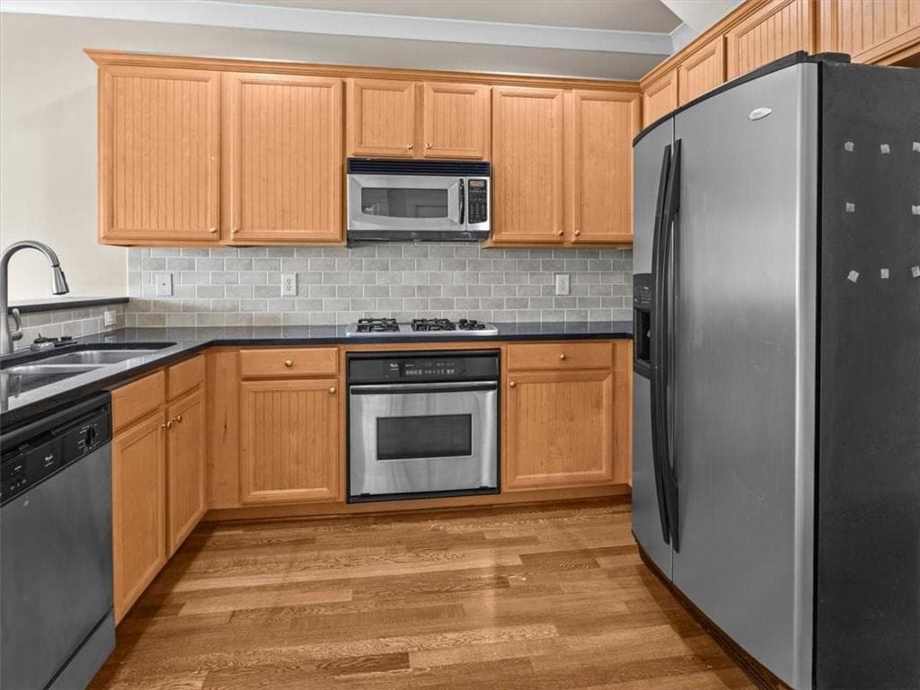 2 bedroom, 2 bathroom, 1,164 sq ft townhouse for rent at 655 Mead Street 8, Atlanta, GA 30312 for $2,295 a month — photo 7