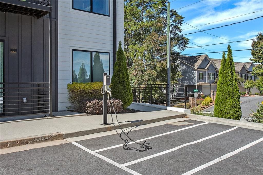 2 bedroom, 2 bathroom, 1,150 sq ft condominium for sale at 1155 Custer Avenue 110, Atlanta, GA 30316 — photo 3
