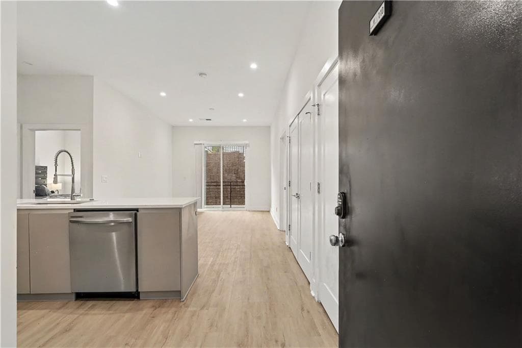2 bedroom, 2 bathroom, 1,150 sq ft condominium for sale at 1155 Custer Avenue 110, Atlanta, GA 30316 — photo 9