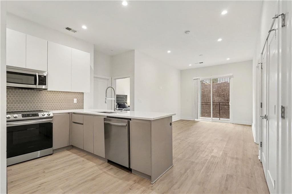 2 bedroom, 2 bathroom, 1,150 sq ft condominium for sale at 1155 Custer Avenue 110, Atlanta, GA 30316 — photo 10