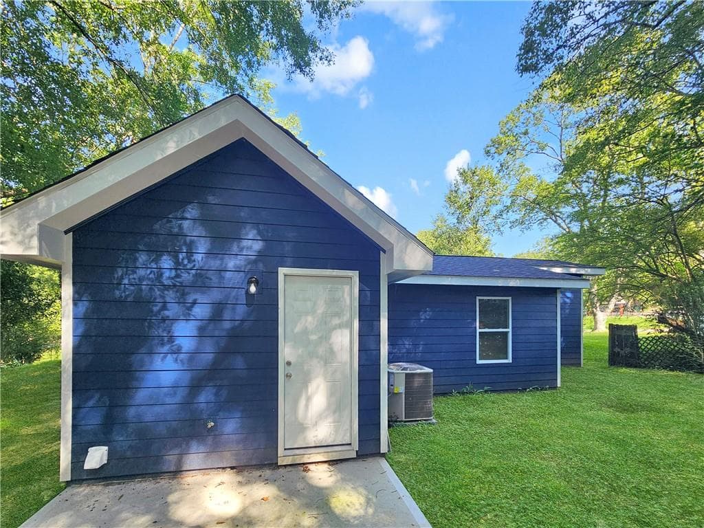 3 bedroom, 1 bathroom, 952 sq ft single family residence for sale at 373 Floyd Street, Smyrna, GA 30082 — photo 5