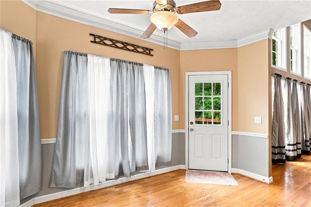 4 bedroom, 3 bathroom, 2,310 sq ft single family residence under contract at 707 Bedford Trace, Canton, GA 30114 — photo 10