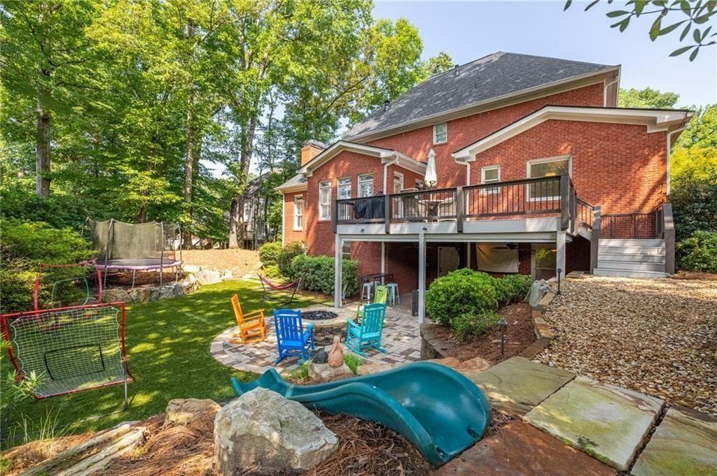 6 bedroom, 5 bathroom, 6,283 sq ft single family residence under contract at 5190 Wild Ginger Cove, Peachtree Corners, GA 30092 — photo 2